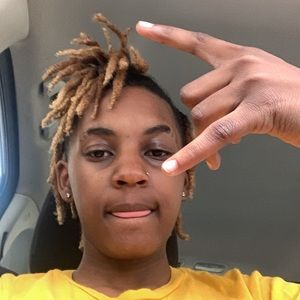 Meet your Posher, Chelsey